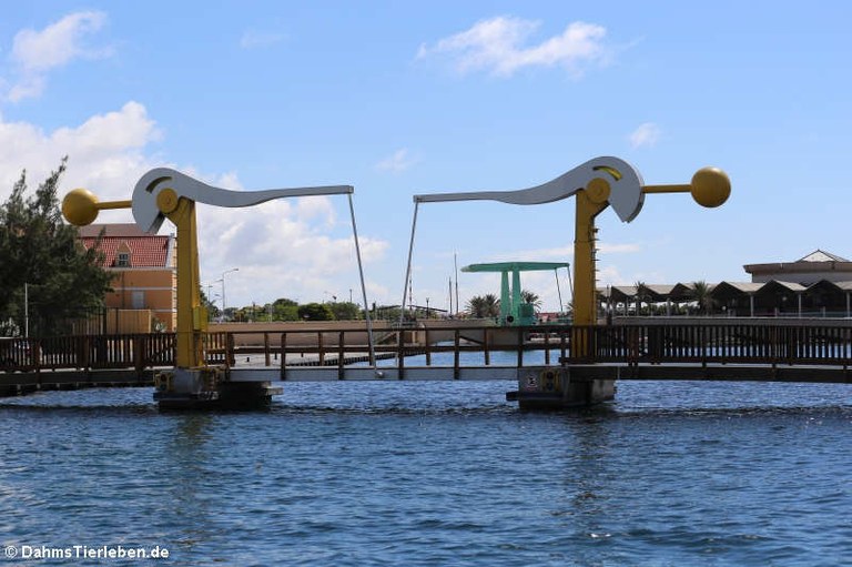 Leonard B. Smith brug auf Curaçao