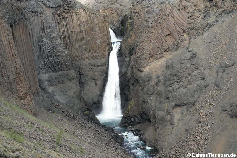 Hengifoss Wasserfall